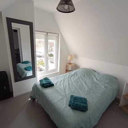 Grand Bleu De Courseulles-sur-Mer